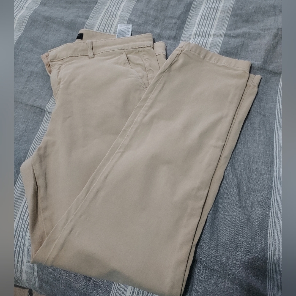 Banana republic size 6 khakis